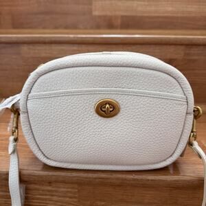 Coach Camera Bag In Chalk C5809
